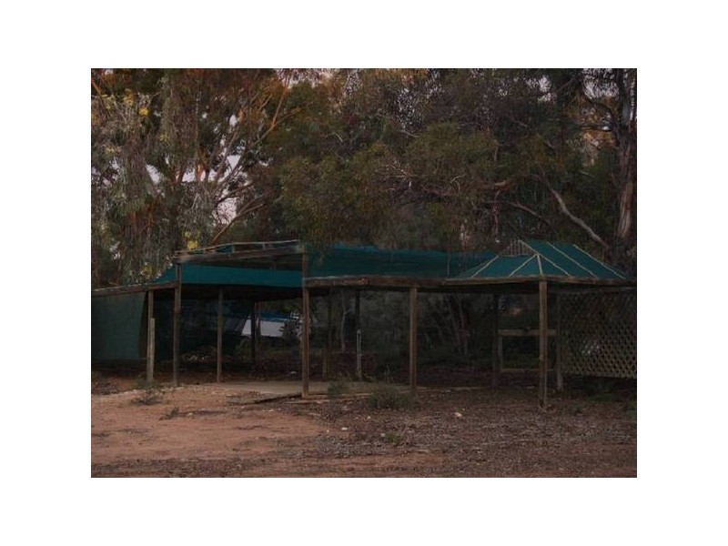 Sect 236 Sturt Highway, Waikerie SA 5330