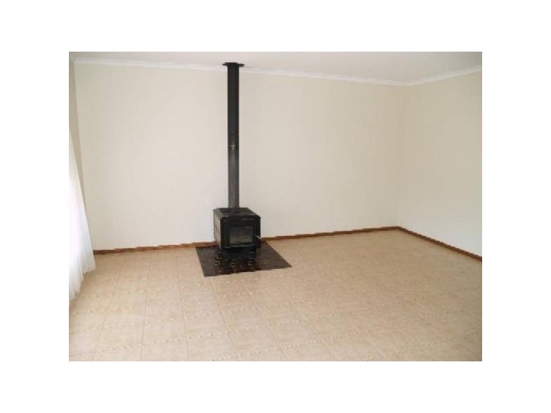 8 Sixth STREET, Morgan SA 5320