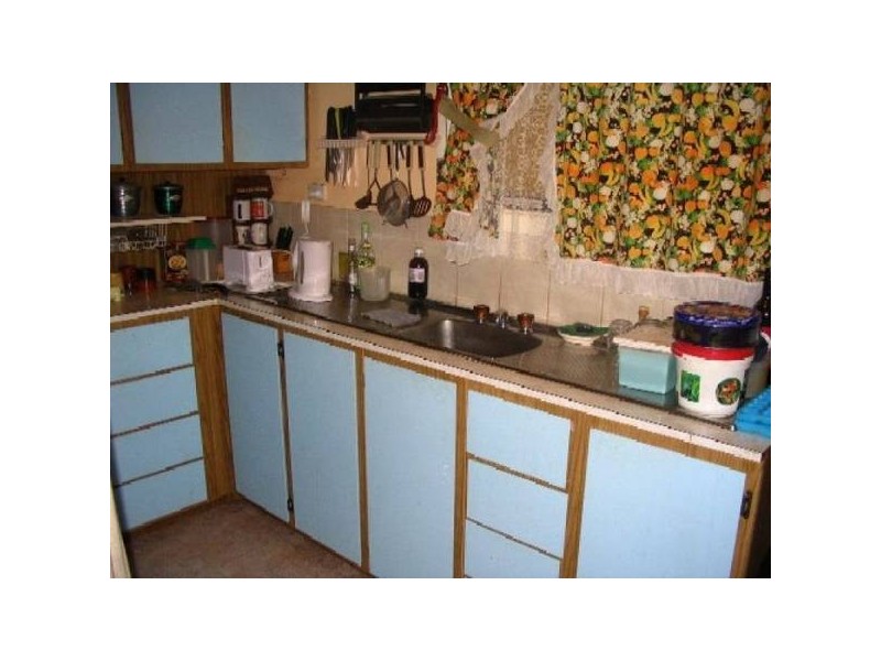 20 South TERRACE, Blanchetown SA 5357