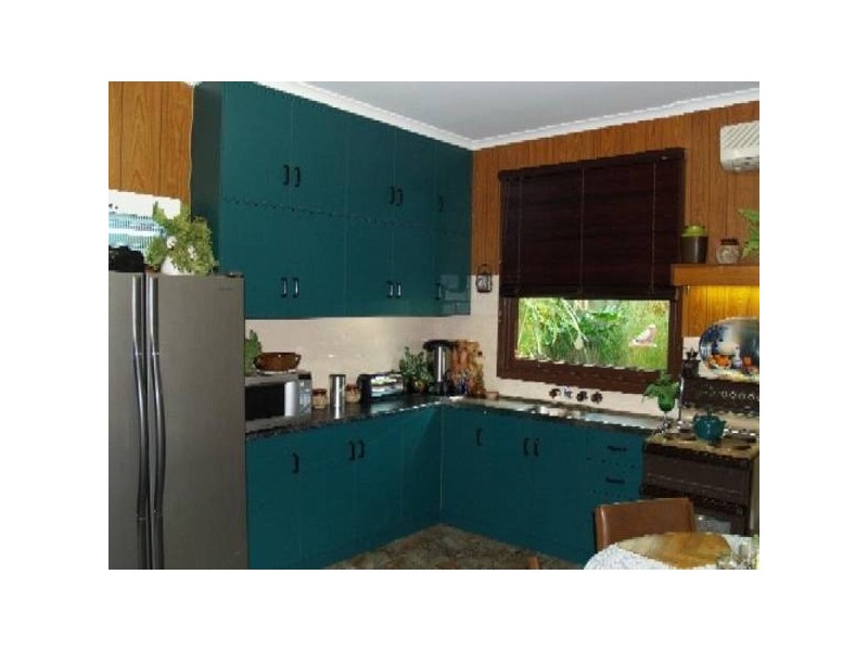 Cnr Howell & Heming STREET, Waikerie SA 5330