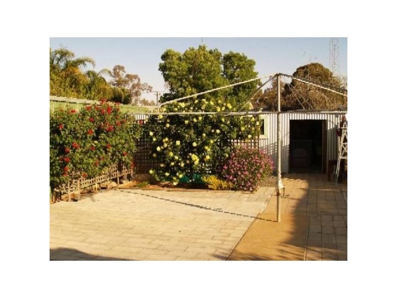 12 Miller STREET, Waikerie SA 5330