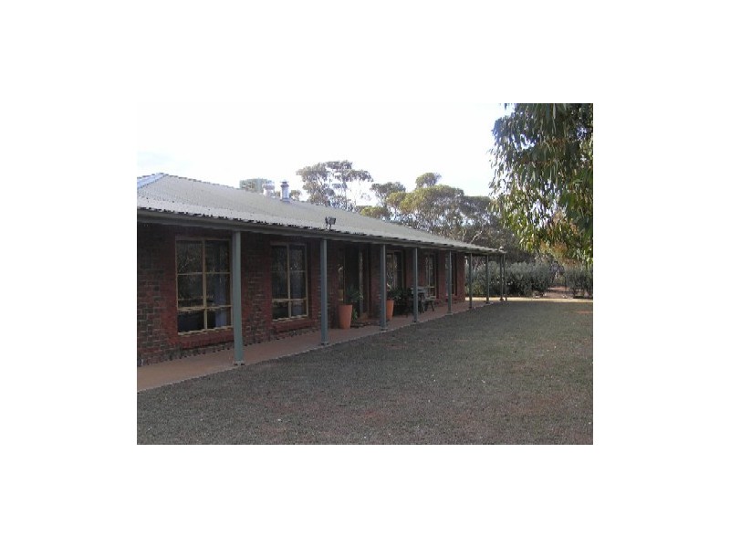 16, 17, 18 Kanni Road, Waikerie SA 5330