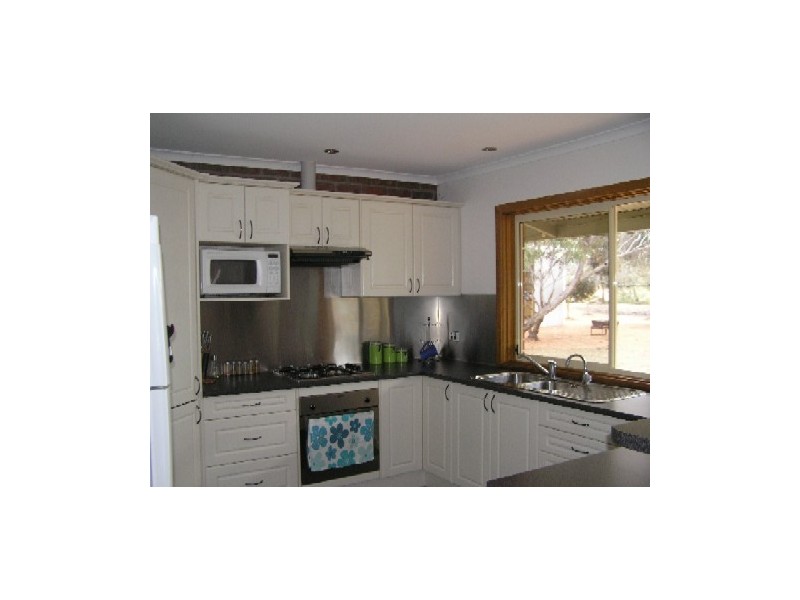 16, 17, 18 Kanni Road, Waikerie SA 5330