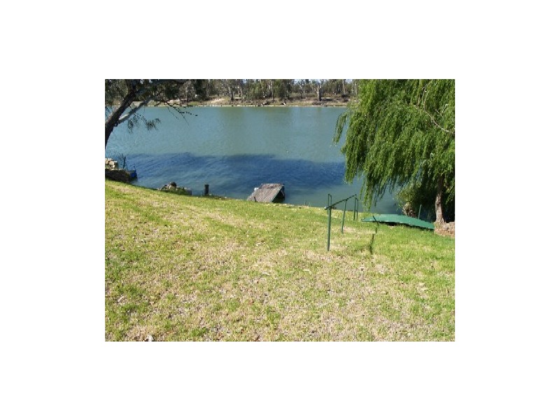 Lot 2 South Terrace, Blanchetown SA 5357