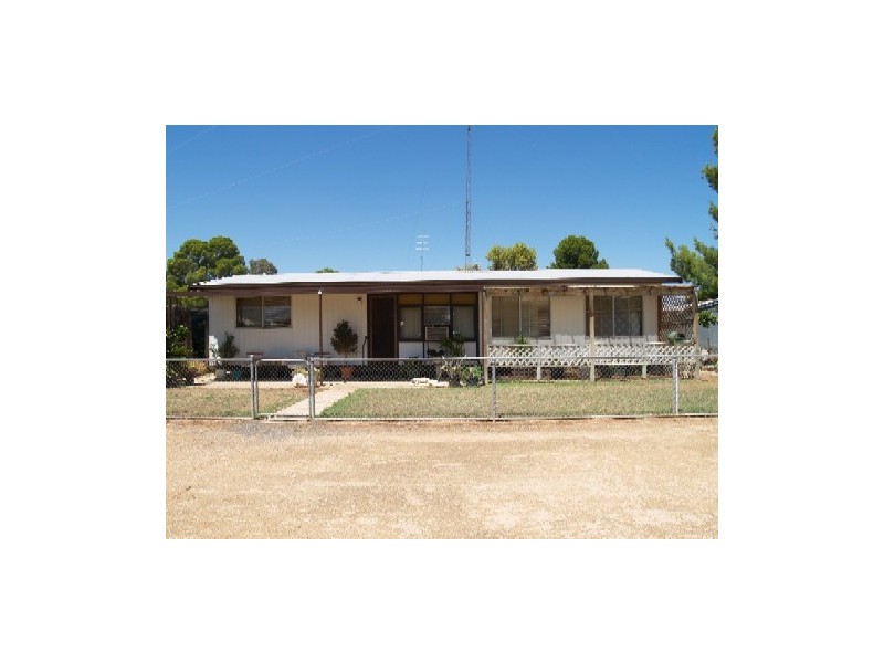 4 Ninth Street, Morgan SA 5320