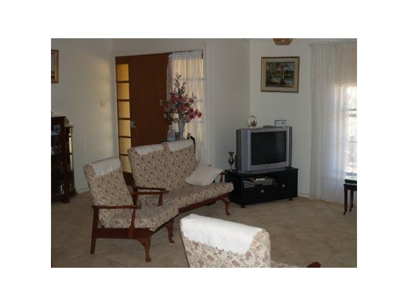 17 Harden Street, Waikerie SA 5330