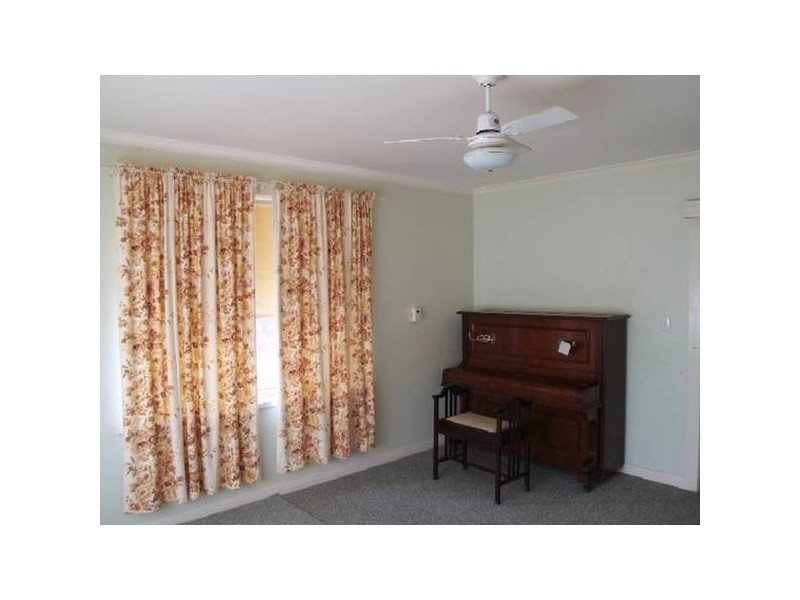 17 Lawrie Terrace, Waikerie SA 5330