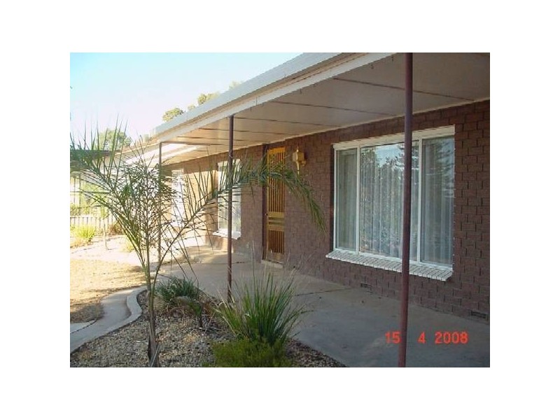 9 Harden Street, Waikerie SA 5330