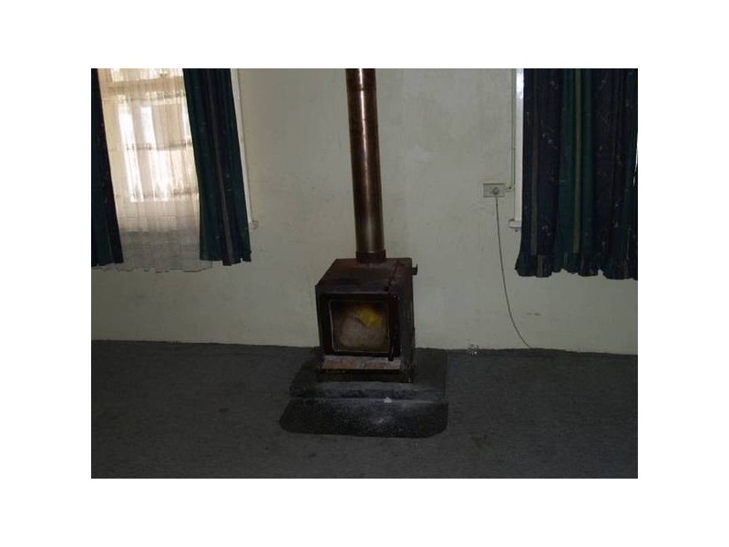 14 Anzac Avenue, Swan Reach SA 5354