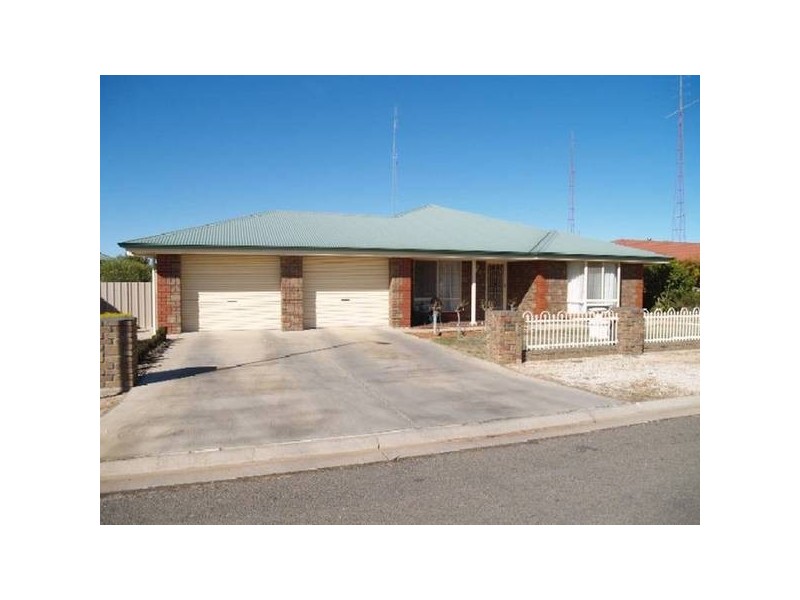 6 Fulwood Street, Waikerie SA 5330