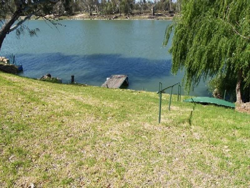 Lot 2 South Terrace, Blanchetown SA 5357