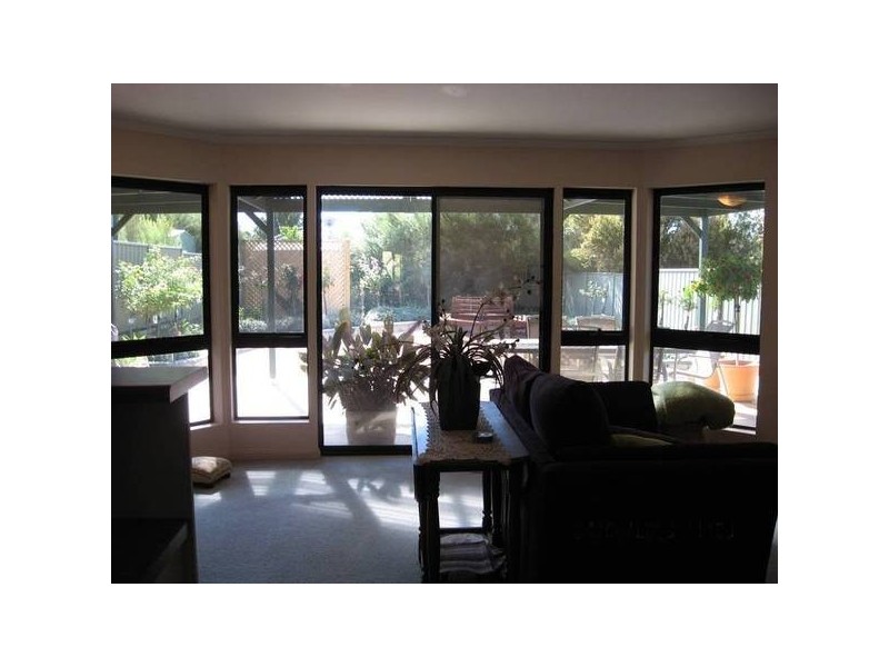 4B McLean, Berri SA 5343