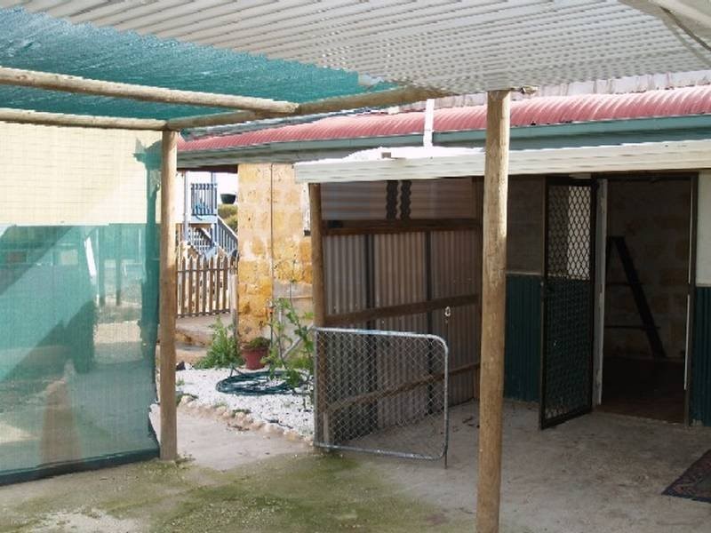 14 Anzac Avenue, Swan Reach SA 5354