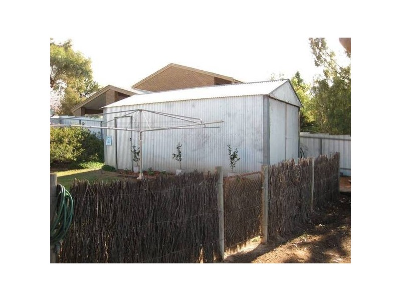 10 Viviancock Street, Berri SA 5343