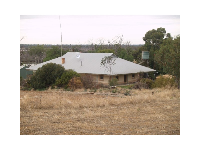 Sect 197 Loxton Road, New Residence, Loxton SA 5333