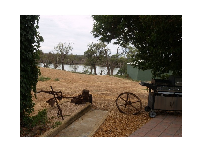 Sect 197 Loxton Road, New Residence, Loxton SA 5333