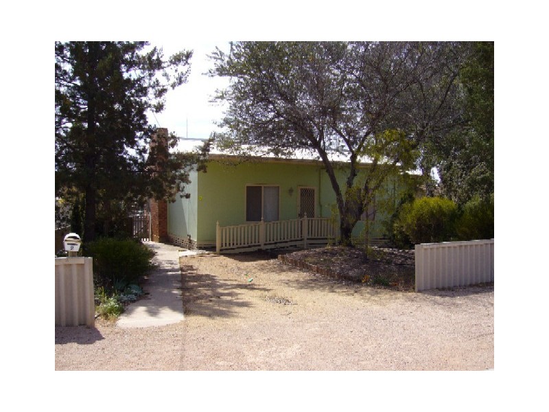 2 Andrew Street, Waikerie SA 5330