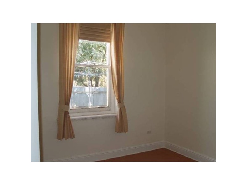 7 Railway Terrace, Morgan SA 5320