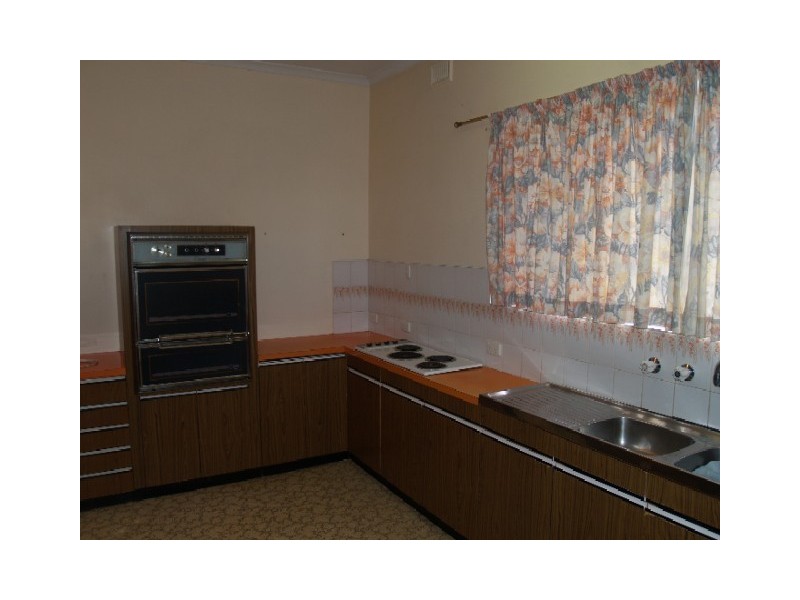 4 Coombe Terrace, Waikerie SA 5330