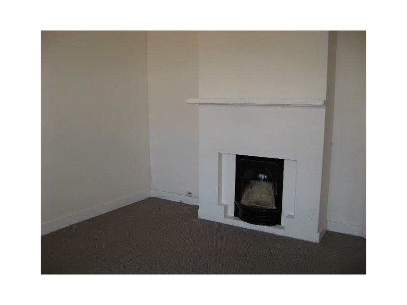 24 Lawrie Terrace, Waikerie SA 5330