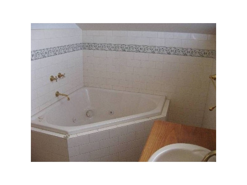 2 Arnold Street, Waikerie SA 5330