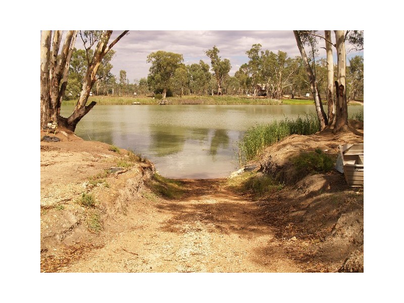 Sect 155 Hundred of Cadell, Morgan SA 5320