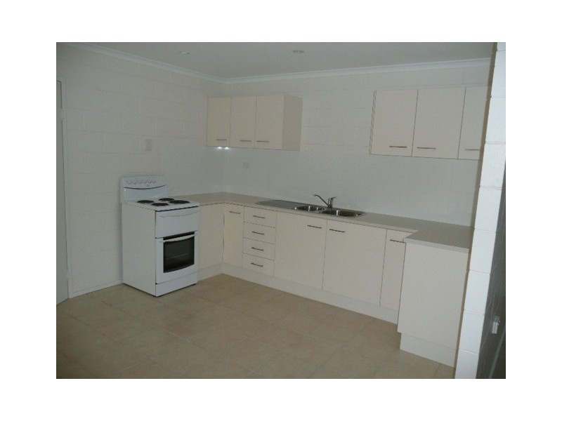 A/7 Mills, Atherton QLD 4883