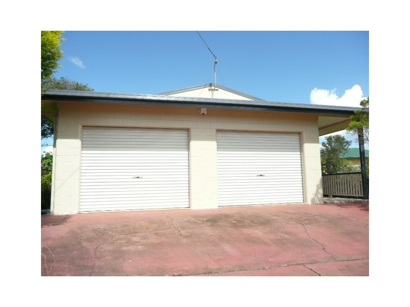 29 Baxter Ave, Atherton QLD 4883