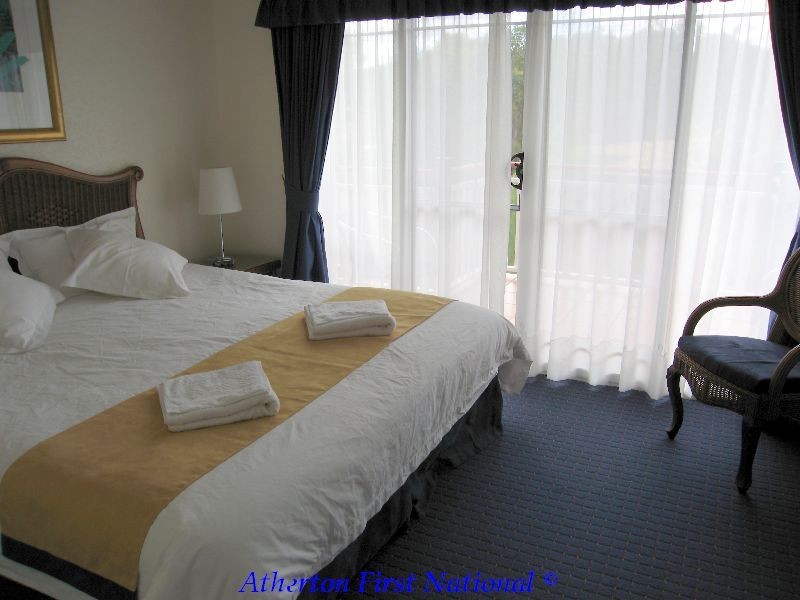 Tinaroo QLD 4872