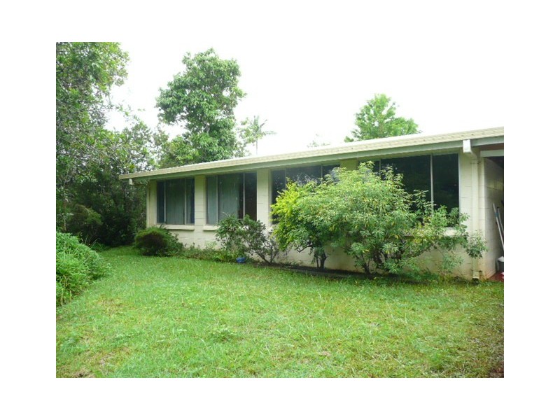 2 Jacaranda Drive, Yungaburra QLD 4884