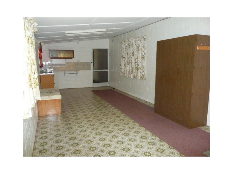 6 Dalziel Avenue, Atherton QLD 4883