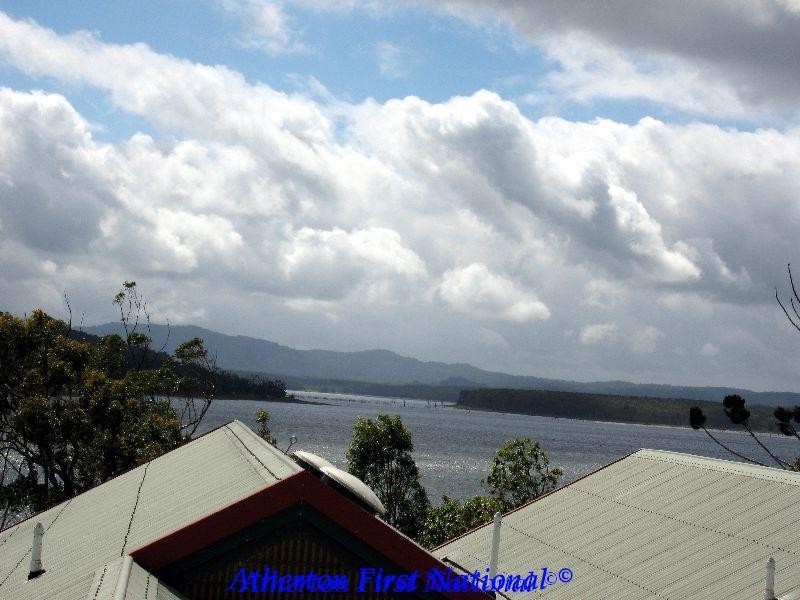 Tinaroo QLD 4872