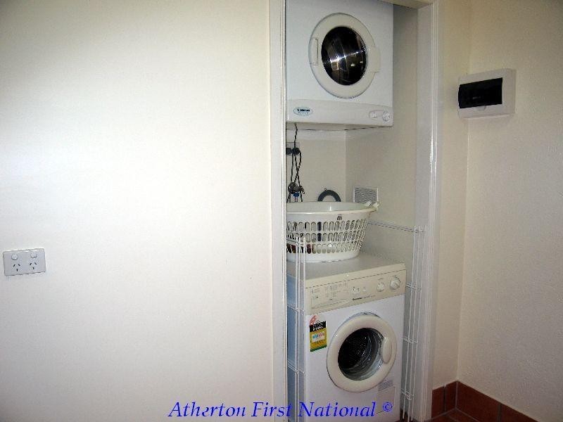 Tinaroo QLD 4872