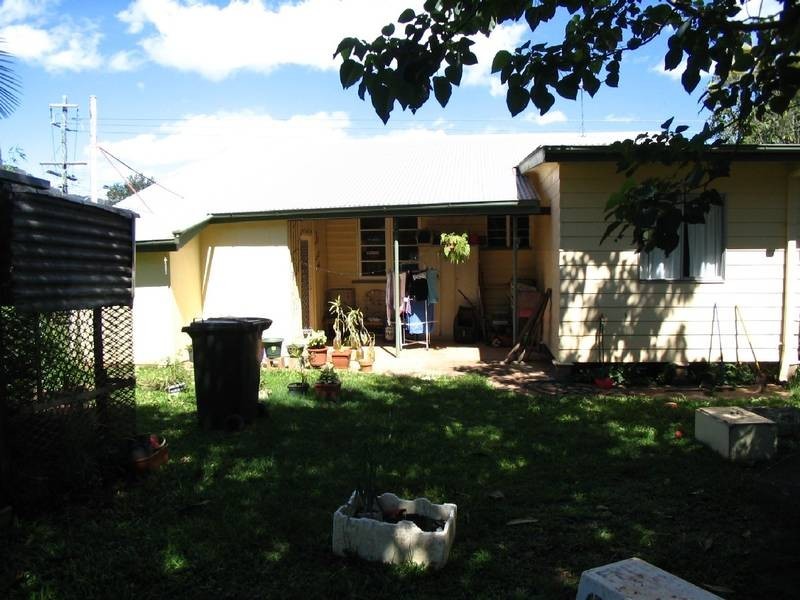 16 Herberton, Atherton QLD 4883