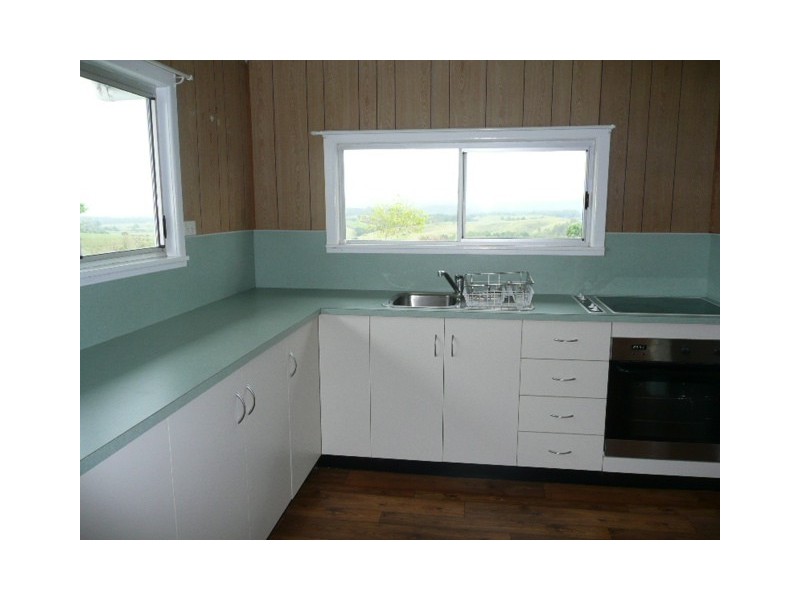 196 Powely, Yungaburra QLD 4884