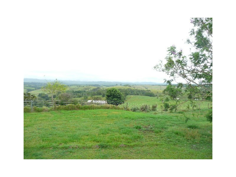 196 Powely, Yungaburra QLD 4884