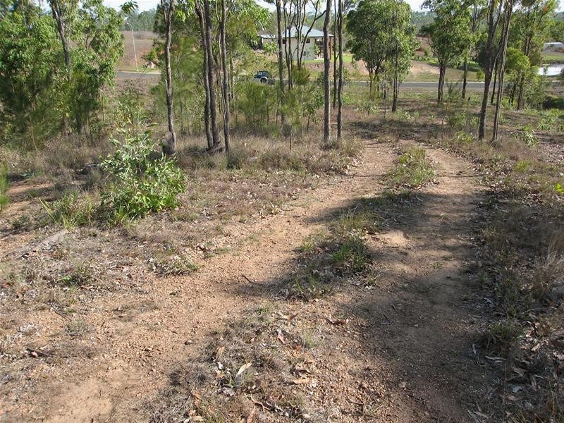 Tinaroo QLD 4872