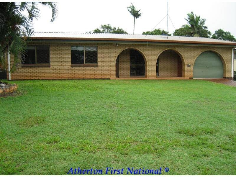 17 Rose Street, Atherton QLD 4883