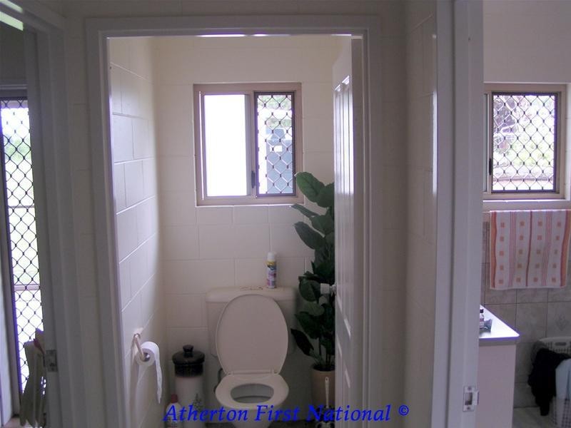 2 Lake Barrine Road, Malanda QLD 4885