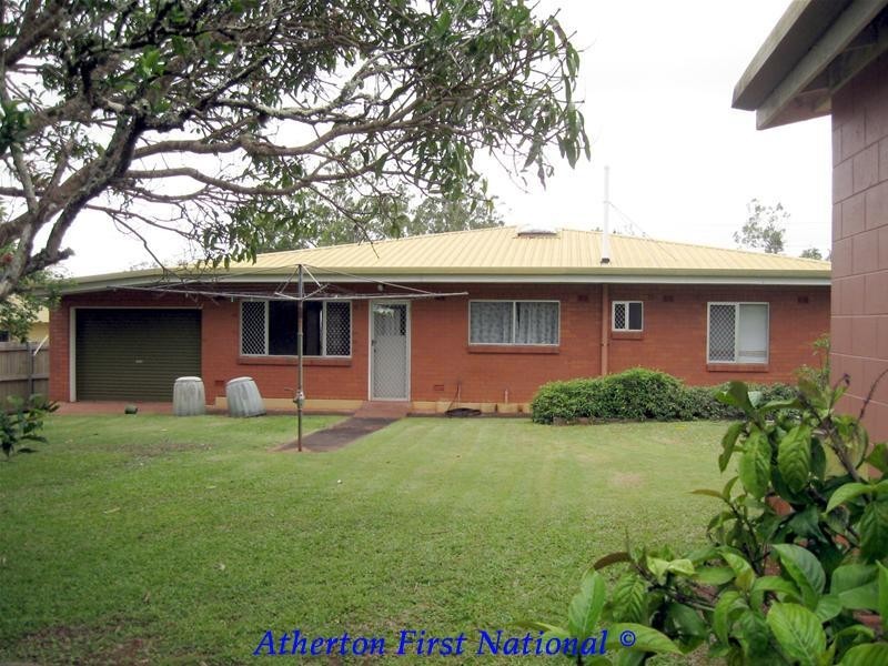12 Kelly Street, Atherton QLD 4883