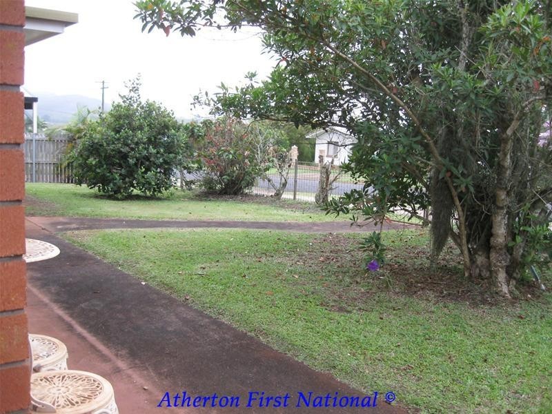 12 Kelly Street, Atherton QLD 4883
