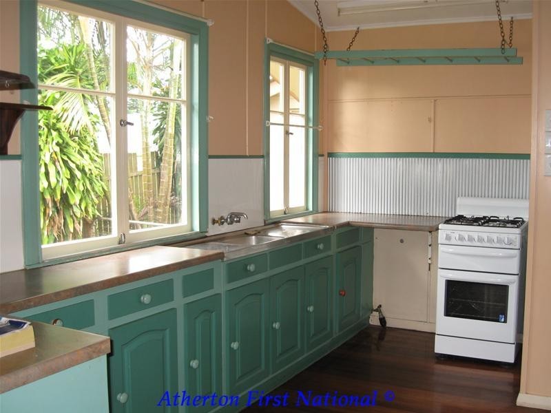 76 Weaver Street, Atherton QLD 4883