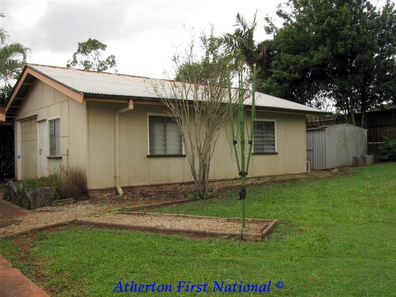 76 Weaver Street, Atherton QLD 4883