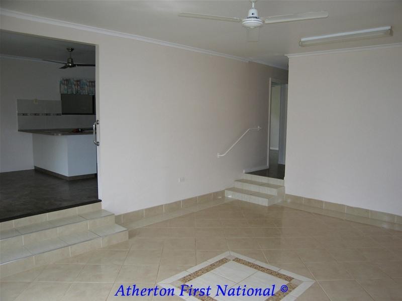 11 Cumbrian Avenue, Atherton QLD 4883