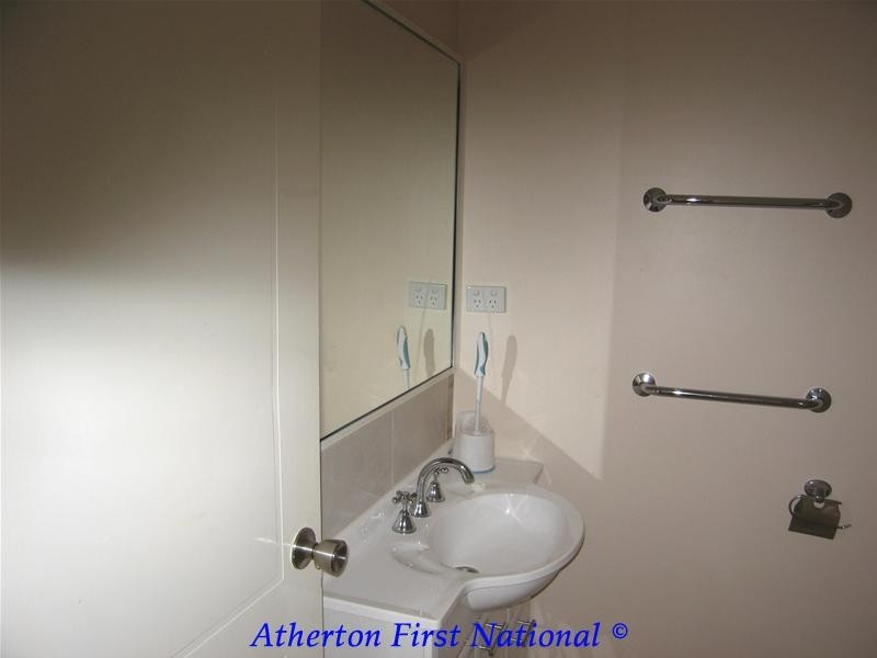 11 Cumbrian Avenue, Atherton QLD 4883