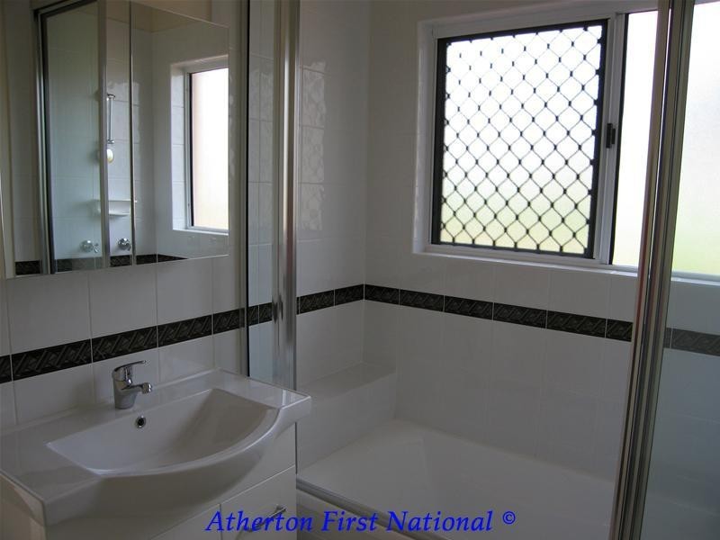 37 Neal Street, Atherton QLD 4883