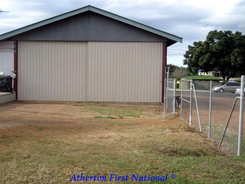 18 Eacham Road, Yungaburra QLD 4884