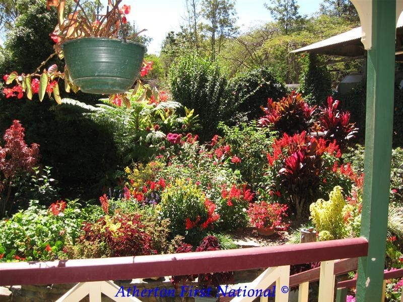 17 Gordon Street, Irvinebank QLD 4887