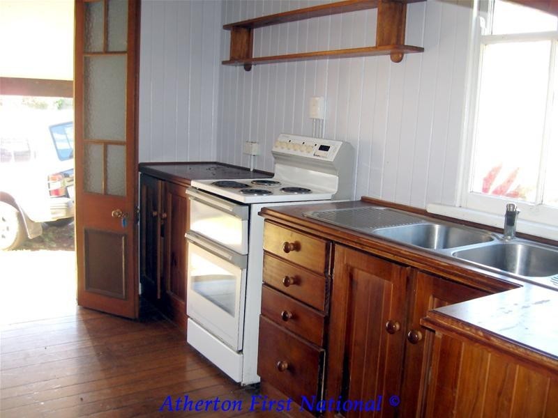 2 Beatrice Street, Atherton QLD 4883