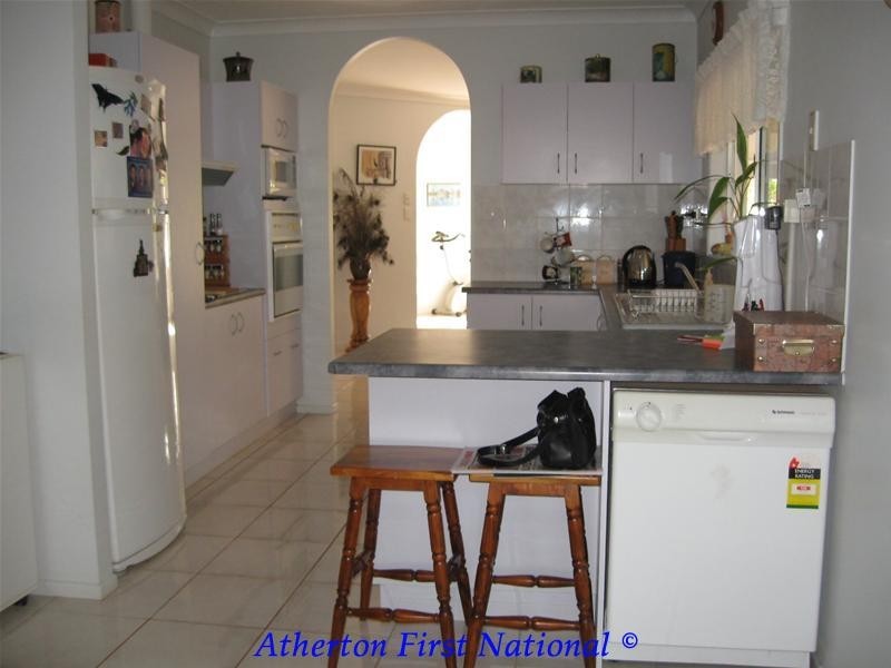 11 Rankine Drive, Tolga QLD 4882